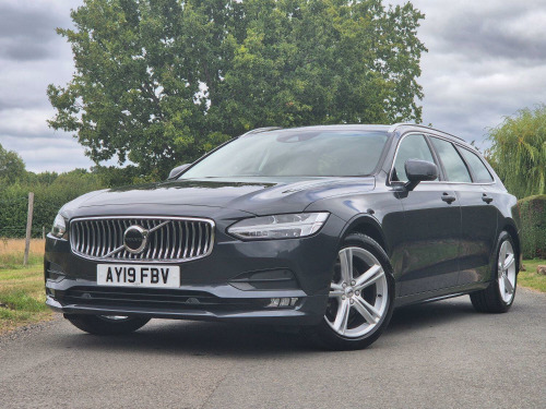 Volvo V90 2.0 Momentum Plus T4