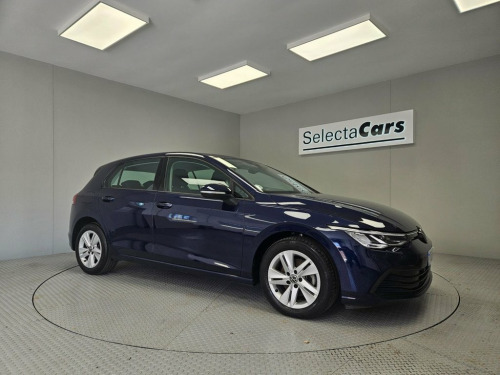 Volkswagen Golf  1.5 LIFE TSI 5d 148 BHP