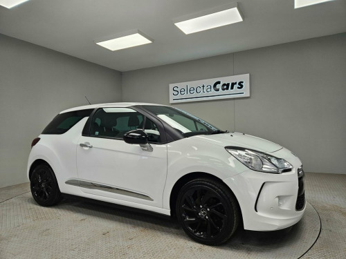 DS DS 4  1.2 PureTech DStyle Nav Hatchback 3dr Petrol Manua 
