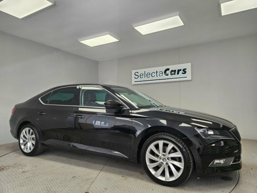 Skoda Superb  2.0 TDI SE L Executive Hatchback 5dr Diesel DSG Au