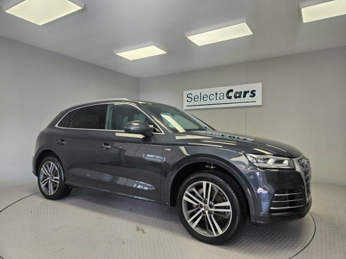 Audi Q5  2.0 TFSI S line SUV 5dr Petrol S Tronic quattro Eu