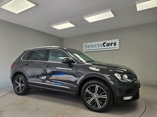 Volkswagen Tiguan  2.0 TDI BlueMotion Tech SE Navigation SUV 5dr Dies 