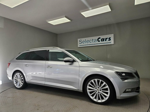 Skoda Superb  0.0L
