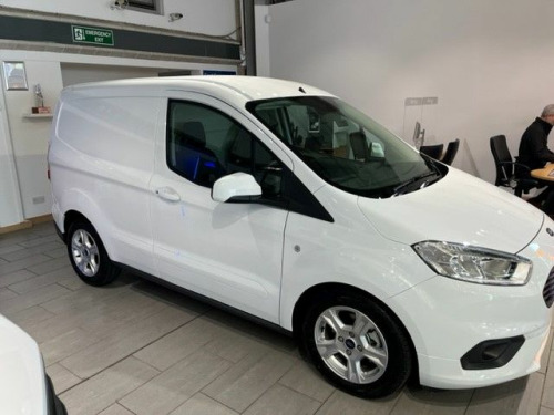 Ford Transit Courier  Limited 100ps Manual