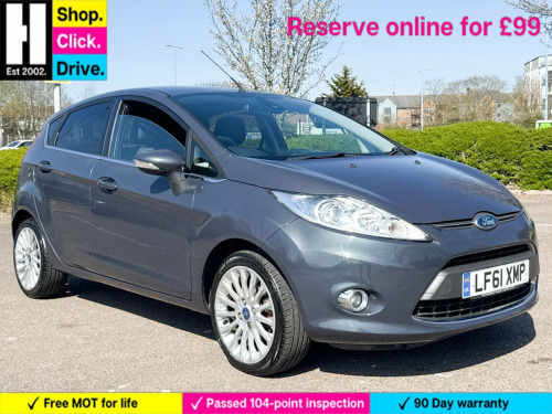 Ford Fiesta  Hatchback Titanium