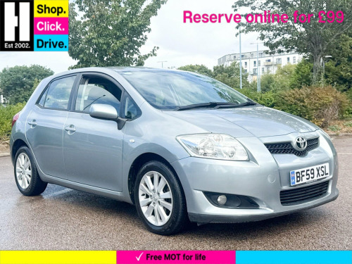 Toyota Auris Hatchback LE