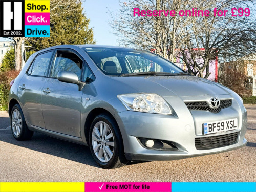 Toyota Auris  Hatchback LE 