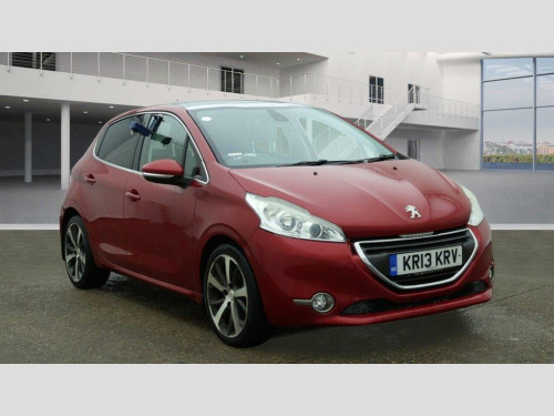 Peugeot 208  Diesel Hatchback Feline
