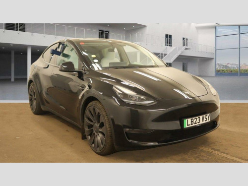 Tesla Model Y  PERFORMANCE AWD