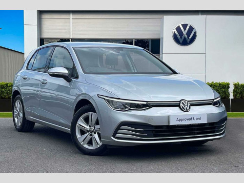Volkswagen Golf LIFE ETSI DSG