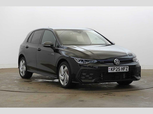 Volkswagen Golf GTE DSG