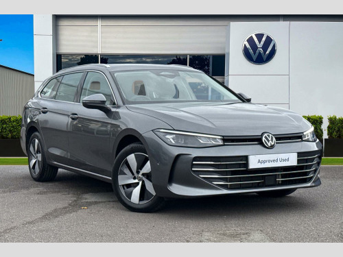 Volkswagen Passat  LIFE DSG