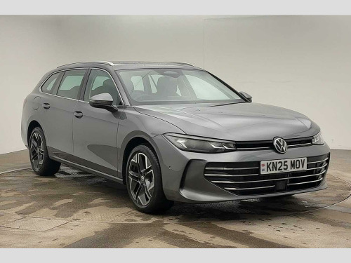 Volkswagen Passat  LIFE DSG