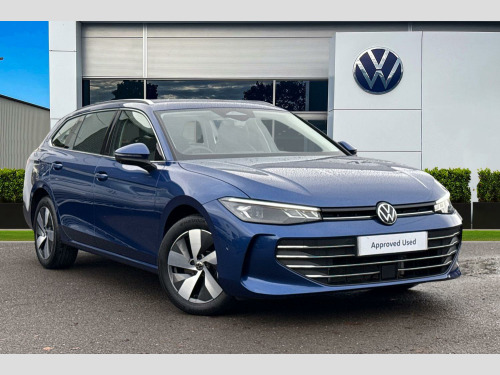 Volkswagen Passat  LIFE DSG 