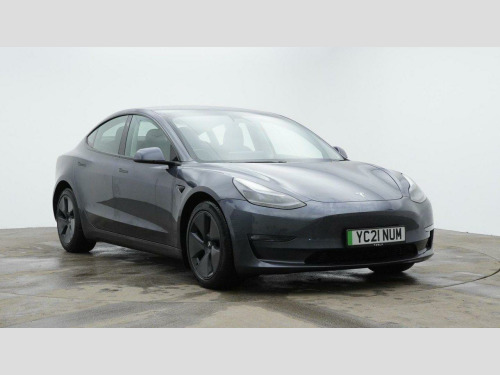 Tesla Model 3  Saloon Long Range