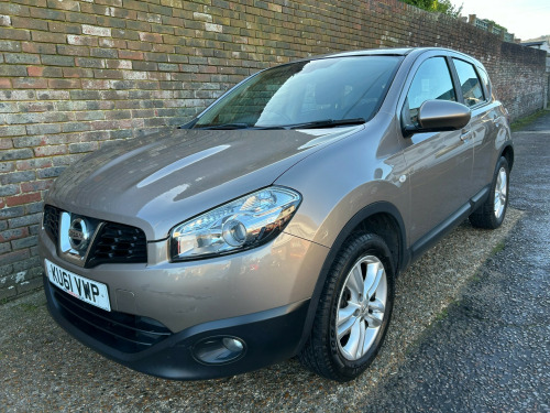 Nissan Qashqai  1.6 Acenta SUV 5dr Petrol Manual 2WD Euro 5 (s/s) (117 ps)