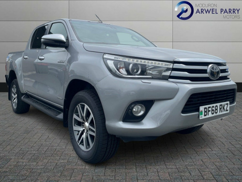 Toyota Hi-Lux  2.4 D-4D Invincible