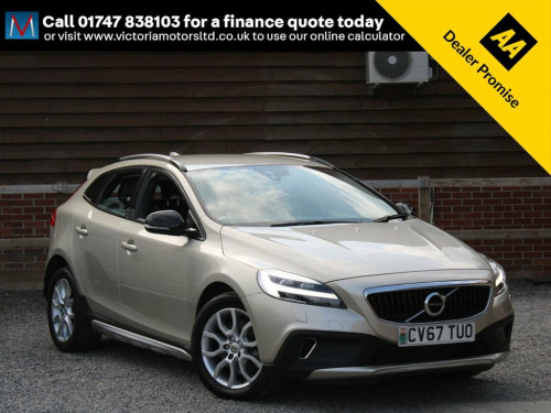 Volvo V40  1.5 T3 CROSS COUNTRY PRO AUTO 5 Dr