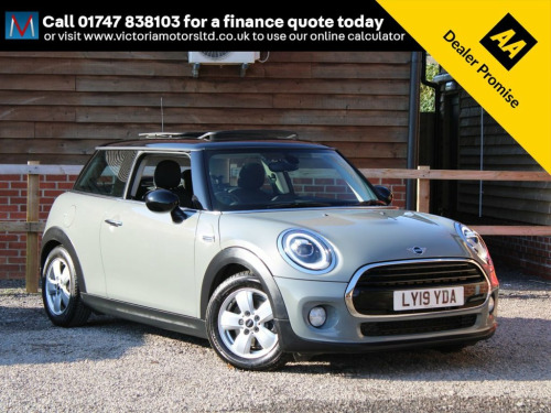MINI Hatch  1.5 COOPER CLASSIC [OPENING PAN ROOF] AUTO 3 Dr
