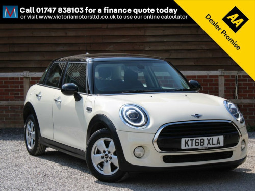 MINI Hatch  1.5 Cooper [CHILLI] AUTO 5 Dr