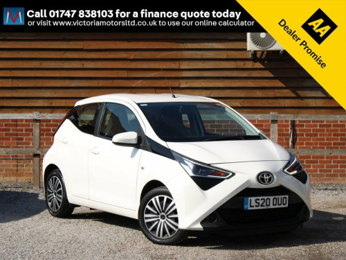 Toyota AYGO  1.0 VVT-i x-play AUTO 5 Dr