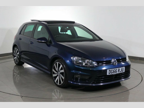 Volkswagen Golf  2.0 TDI BlueMotion Tech R-Line Edition Hatchback 5