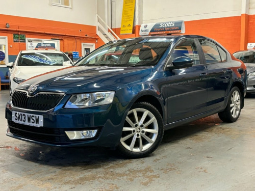 Skoda Octavia  1.4 TSI Elegance Hatchback 5 Door Petrol Manual Bl