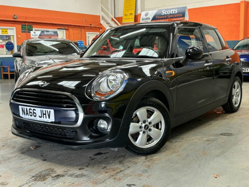 MINI Hatch  1.5 Cooper Hatchback 5 Door Petrol Manual Black Eu