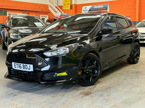 Ford Focus  2.0T EcoBoost ST-2 Hatchback 5 Door Petrol Manual 