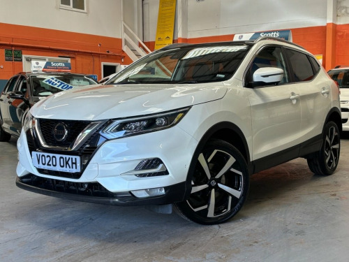 Nissan Qashqai  1.3 DIG-T Tekna SUV 5dr Petrol Manual Euro 6 (s/s)