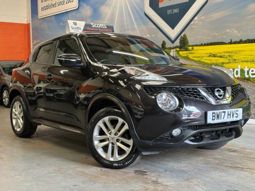 Nissan Juke  1.2 DIG-T N-Connecta SUV 5 Door Petrol Manual Blac