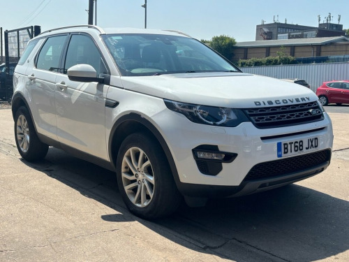Land Rover Discovery Sport  2.0 TD4 SE Tech SUV 5 Door Diesel Manual White 4WD