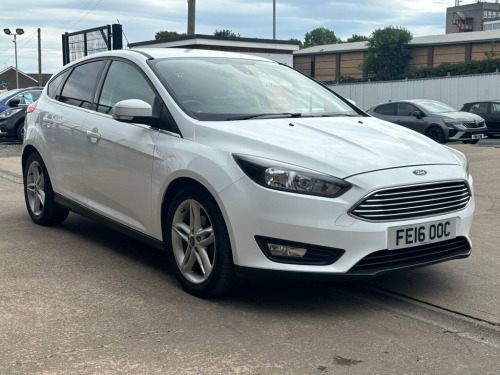 Ford Focus  1.0T EcoBoost Zetec Hatchback 5 Door Petrol Manual