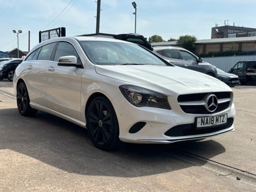 Mercedes-Benz CLA  2.1 CLA200d Sport Shooting Brake 5 Door Diesel Aut