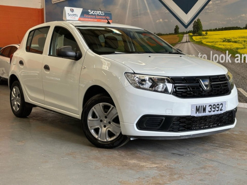 Dacia Sandero  0.9 TCe Essential Hatchback 5 Door Petrol White Ma