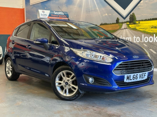 Ford Fiesta  1.25 Zetec Hatchback 5 Door Petrol Manual Blue Eur