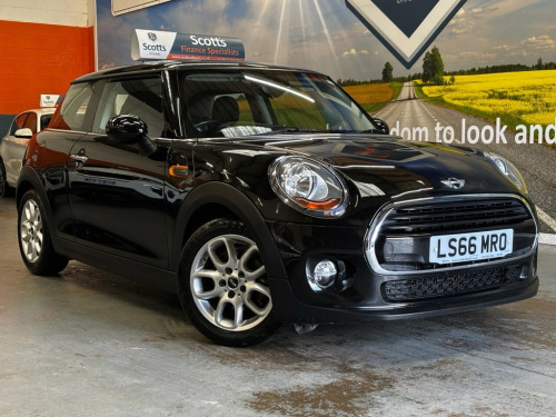 MINI Hatch  1.5 Cooper D Hatchback 3dr Diesel Manual Euro 6 in