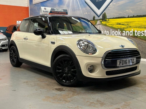 MINI Hatch  1.5 Cooper Hatchback 3 Door Petrol Manual White Eu