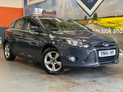 Ford Focus  1.6 Zetec Navigator Hatchback 5 Door Petrol Manual