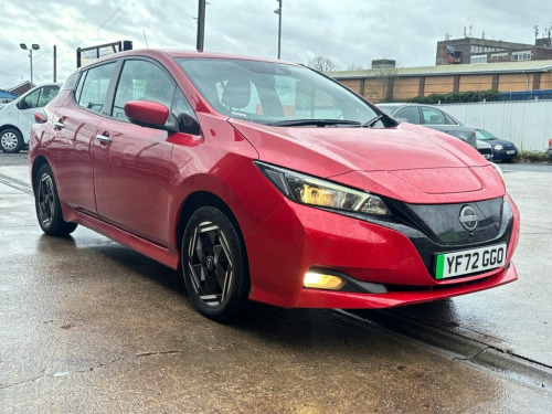 Nissan Leaf  39kWh Acenta Hatchback 5 Door Electric Automatic R 