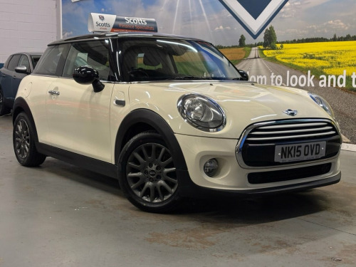 MINI Hatch  1.5 Cooper D Hatchback 3 door Diesel Manual in whi 