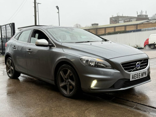 Volvo V40  2.0 T3 R-Design Hatchback 5 Door Petrol Manual Gre 