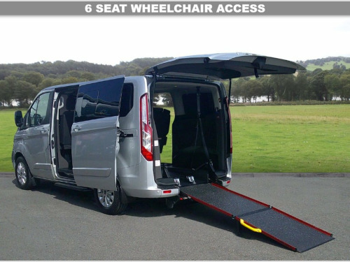 Ford Tourneo Custom  2.0 320 EcoBlue Titanium Minibus Double Cab 5dr Di