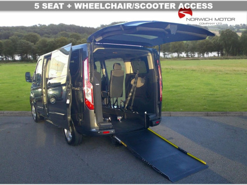 Ford Tourneo Custom  2.0 310 EcoBlue Titanium Minibus Double Cab 5dr Di