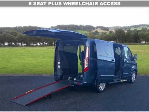 Ford Tourneo Custom  2.0 320 EcoBlue Titanium Minibus Double Cab 5dr Di