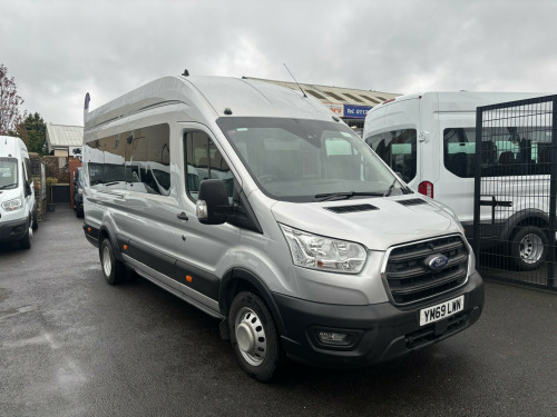 Ford Transit  2.0 EcoBlue 130ps H3 17 Seater Leader