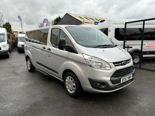 Ford Tourneo Custom  2.0 TDCi 130ps Low Roof 8 Seater Zetec