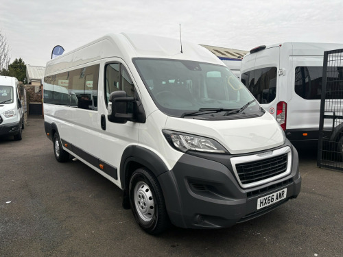 Peugeot Boxer  2.0 BlueHDi H2 Window Van 130ps