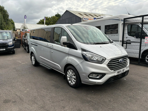 Ford Tourneo Custom  2.0 TDCi EcoBlue 130ps L/R 9 Seater Titanium Auto