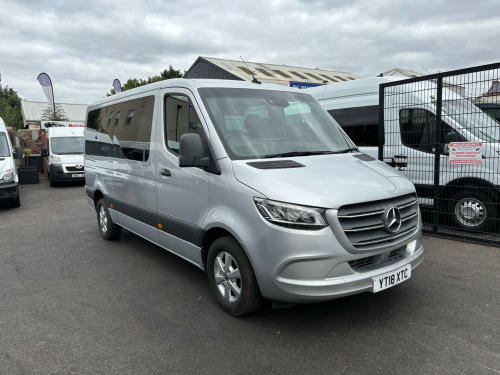 Mercedes-Benz Sprinter 3.0 319 CDI V6 Progressive Crew Van G-Tronic RWD L2 H2 Euro 6 (s/s) 5dr